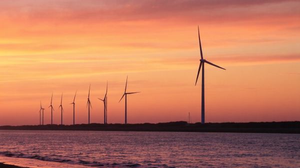 Comparatif des options d'énergie renouvelable à Calais